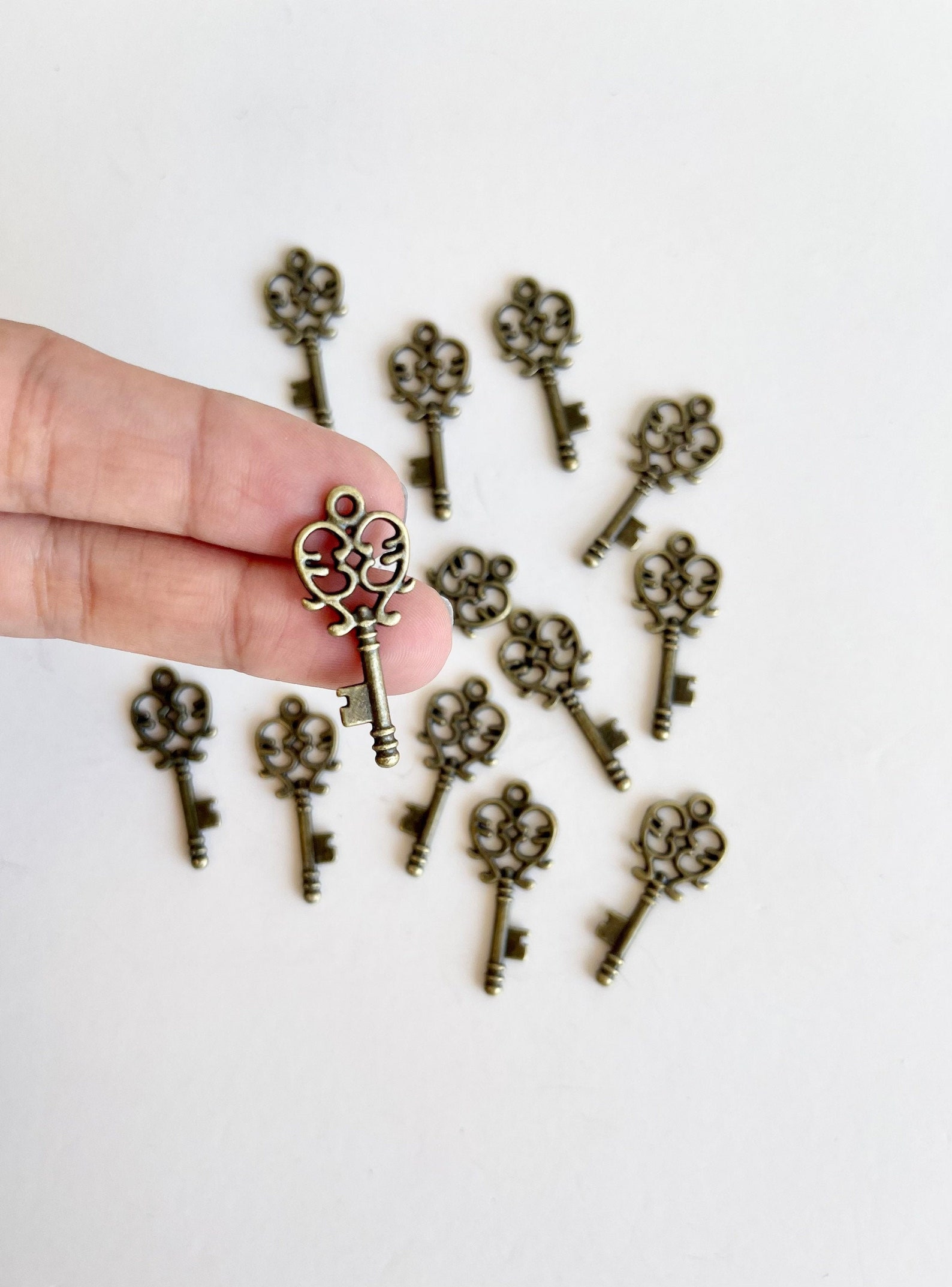 Mini Key Charm 10 Pcs Mini Key, Tiny Key, Charms Antique Bronze, Mini Keys Charm ...