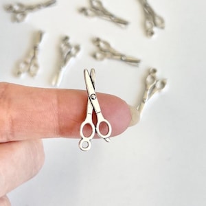 10 pcs Scissors Charms, Jewelry Supplies, Antique Tibetan Silver Tone Scissors, Large silver plated scissor pendants, Scissors Pendants