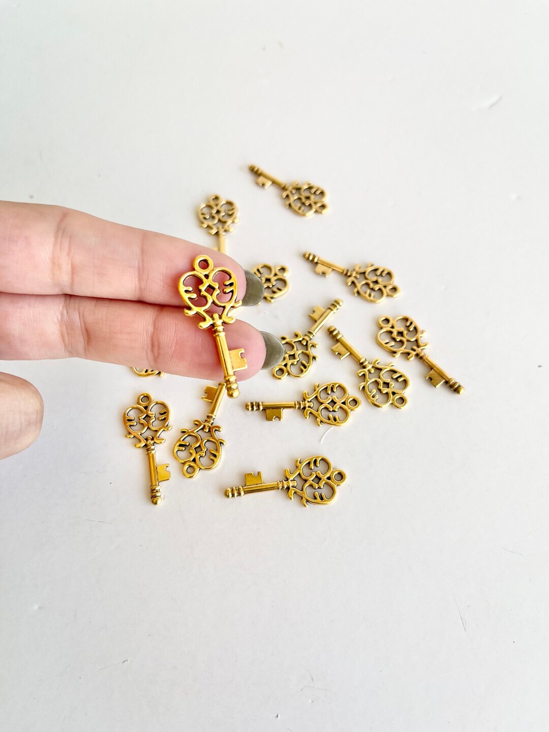 10 Pcs Mini Key, Tiny Key, Charms Antique Gold, Mini Keys Charm, Gold ...