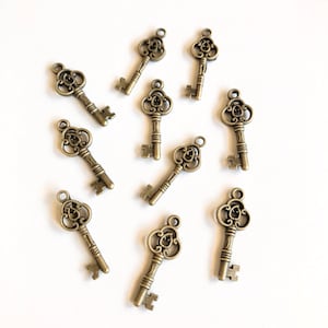 10 pcs Mini Key, Tiny Key, Charms Antique Bronze, Mini Keys Charm, Bronze Key, Mini Key Pendants, Jewelry Supplies, Vintage Key, Small Key