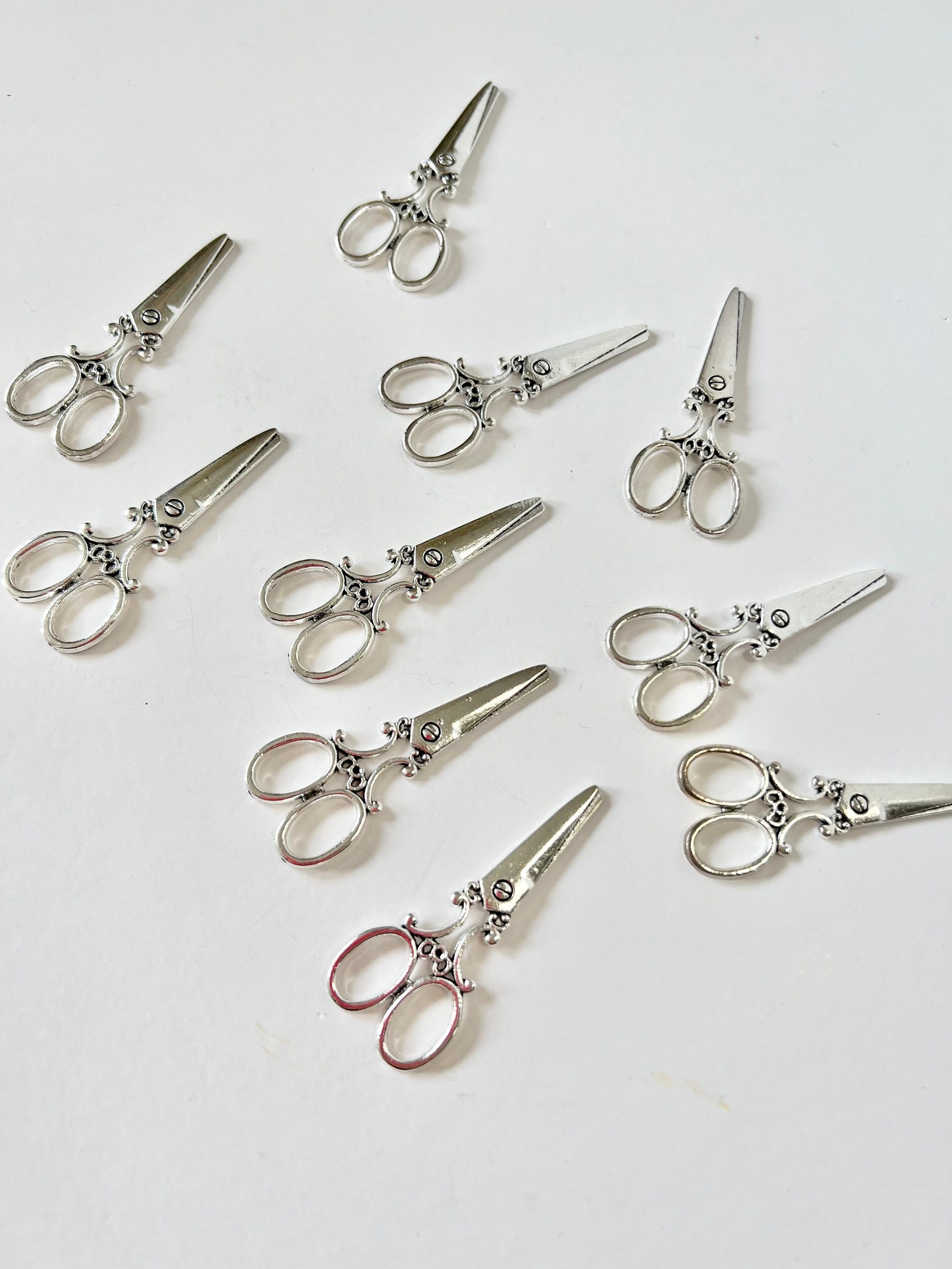 10 Pcs Scissors Charms, Jewelry Supplies, Antique Tibetan Silver Tone ...