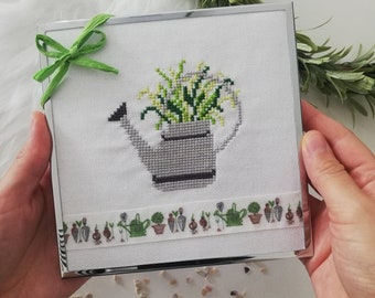 Kreuzstichbild Gießkanne, Garten Dekoration, Sommerdeko, Geschenk im Sommer, handgestickt Kreuzstich