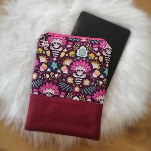 Ebook reader hoesjes genaaide bloemen, cadeau voor lezers