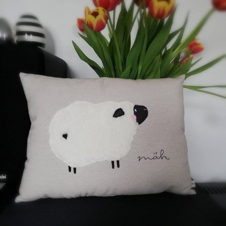 Decorative cushion sheep wool image 4