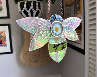 Stained Glass Bee Suncatcher Pressed Daisy Flowers Rustic Solder