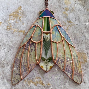 Stained glass cicada sun catcher with iridescent glass with pressed flowers, pollinator, gift for her, boho decor, glass art