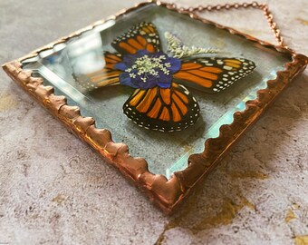 押し花のモナーク蝶の羽飾り：素朴な銅の緑青ガラスアート - Etsy 日本