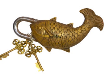 Brass Fish Lock Padlock, Fish Shaped lock, Vintage Handmade Antique Design Lock,Unique Collectible Combination Door Security Lock with 2 Key