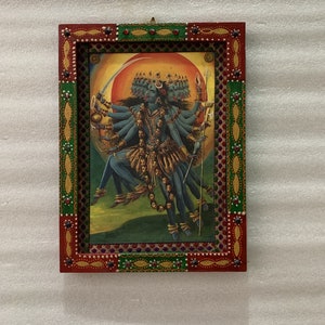 Marco de fotos de Kali Mata, foto de la diosa hindú india, fotos religiosas de la deidad india antigua, marco pintado para fotos de la deidad hindú - 9 x 12 "