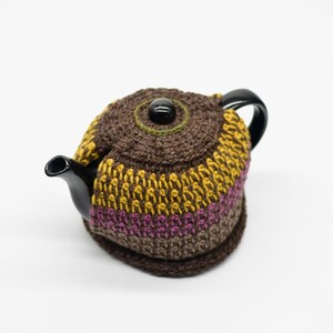 Large pure wool tea cosy in Tunisian crochet