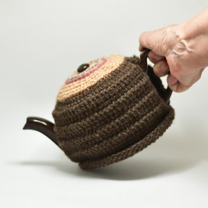 Teapot AND Cosy vintage English pot with a new tea cosy combined to make gift giving easier Bild 2