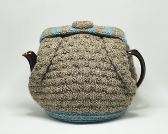 Medium tea cosy / knitted tea cosy in pure wool / Brown Betty tea cosy / handspun brown and turquoise