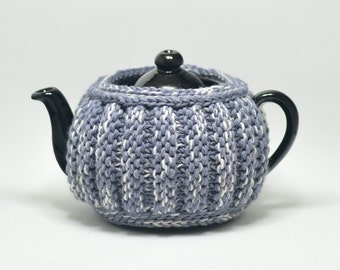 Small teapot cosy in pure wool / hand knitted tea cosy / grey and cream tweed