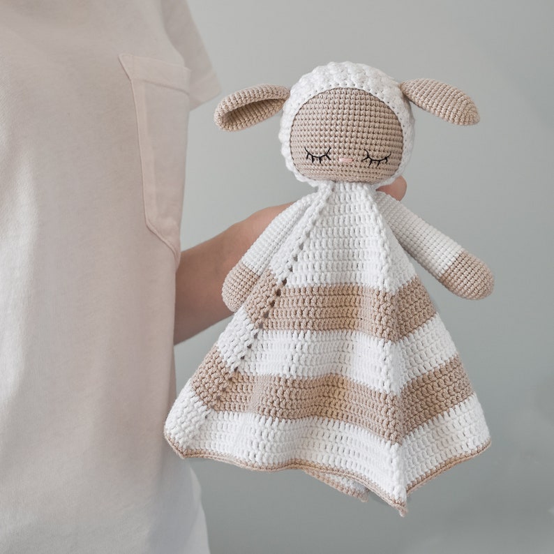 Crochet sheep lovey pattern Security blanket Blanket toy | Etsy