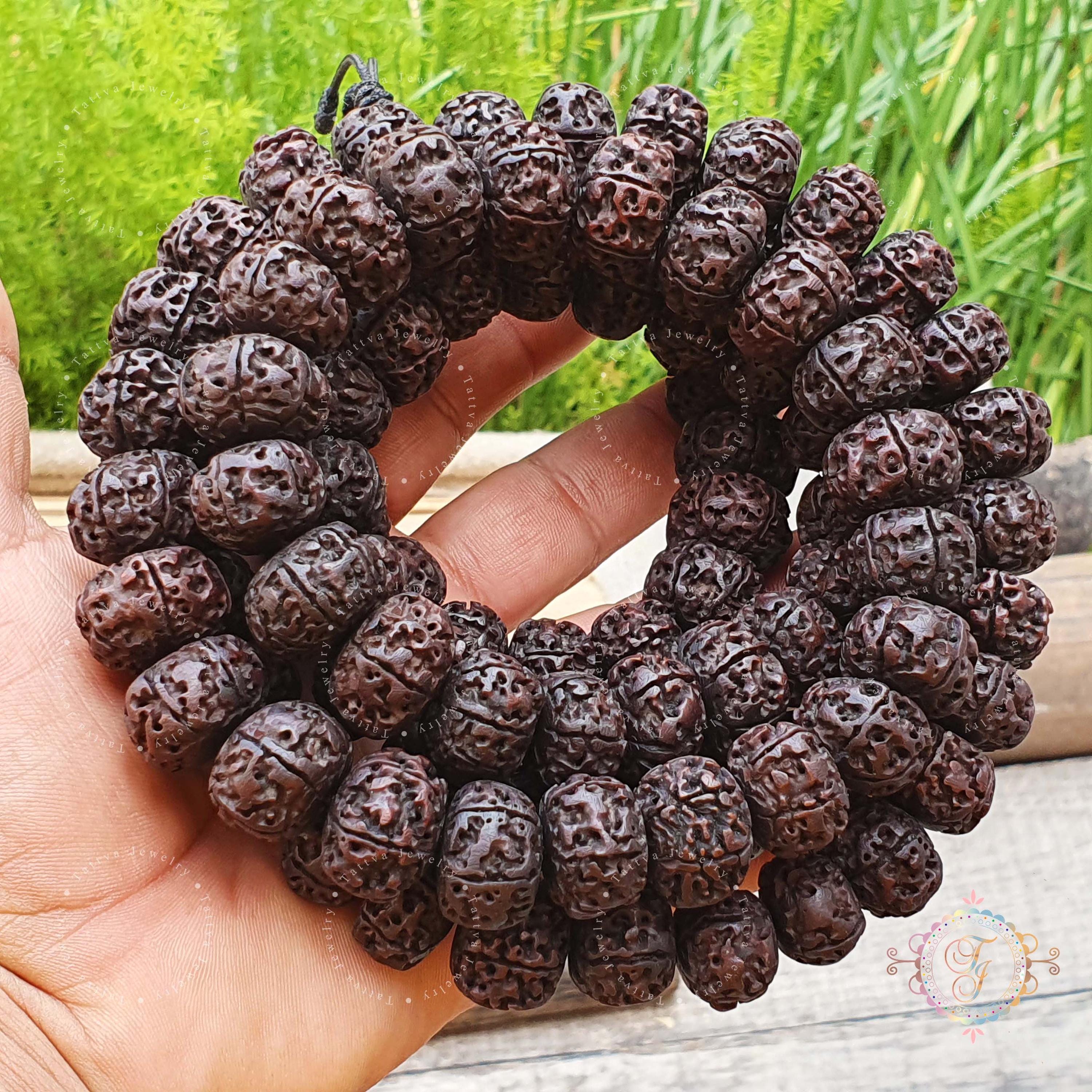 Old Rudraksha ルドラクシャ 6ムキ 6面 金剛菩提樹 数珠 マーラー