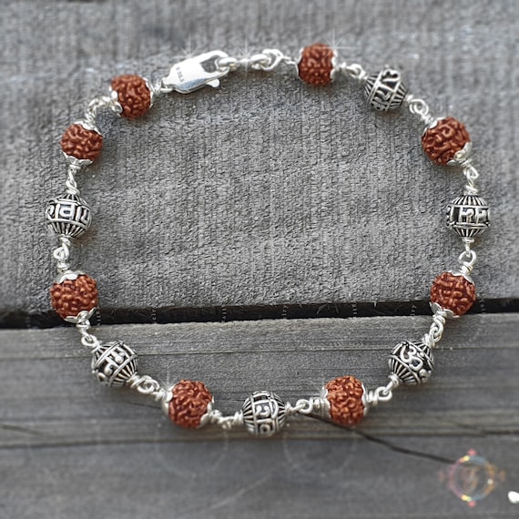 Om Namah Shivaya チャームブレスレット、925 スターリングシルバー  