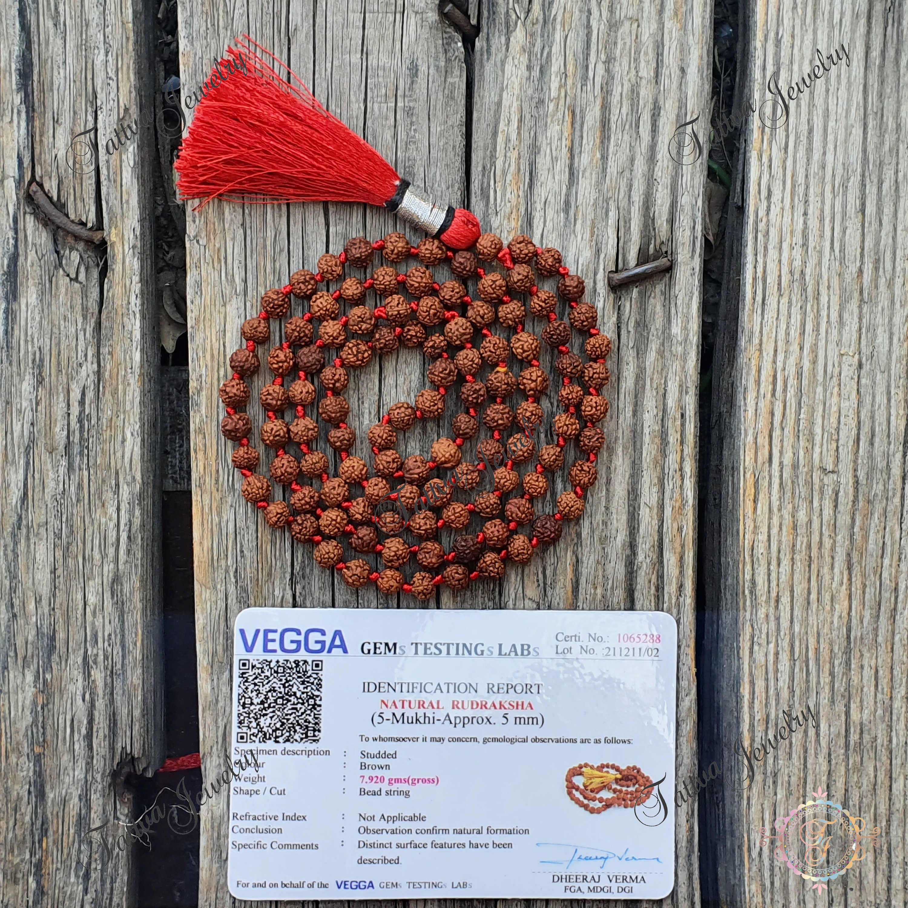 Collana Mala Rudraksha con 108 perline annodate da 6-7 mm / Mala per meditazione yoga Puja. - Italia