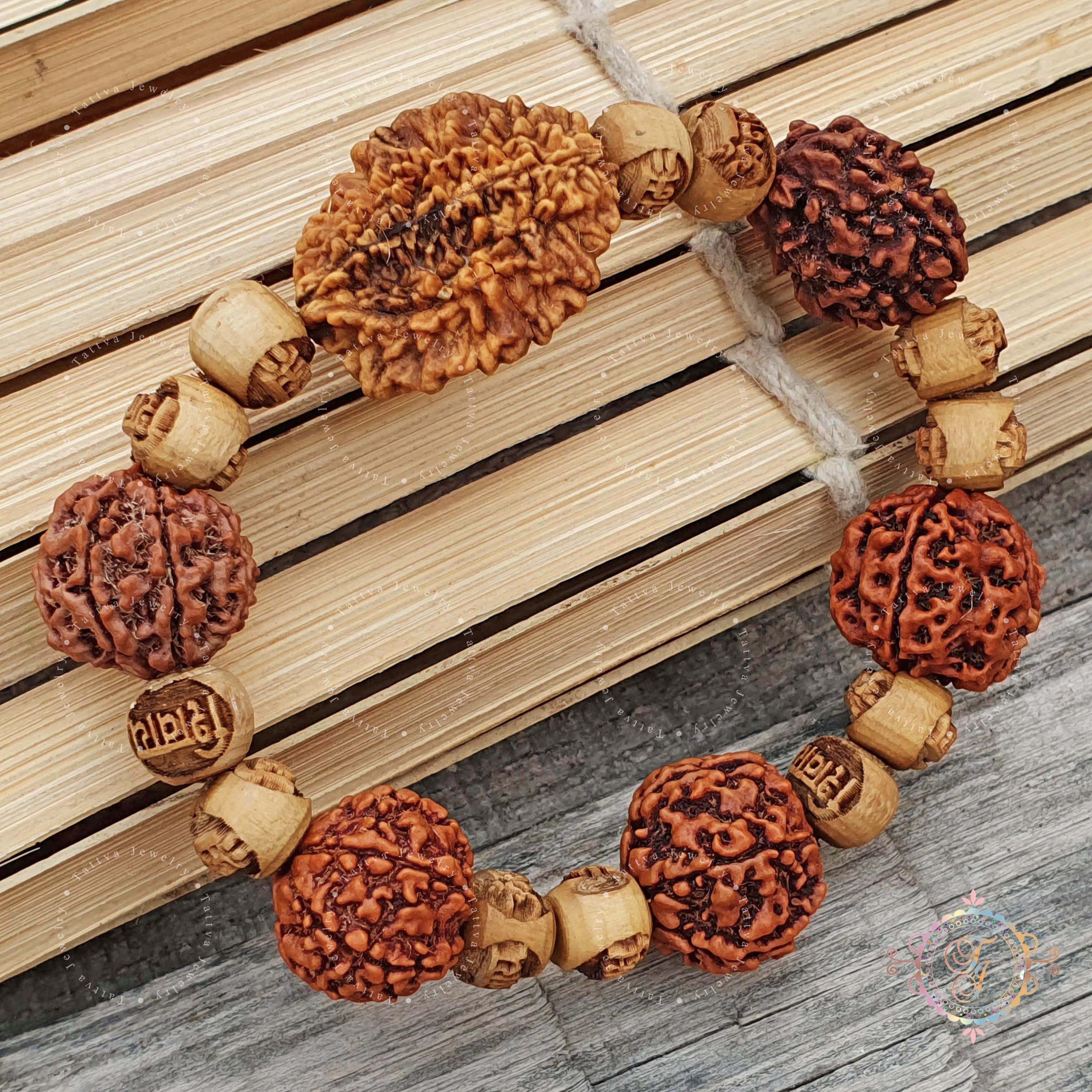 ✰︎‪ 琥珀 ✰ ✰︎　　ルドラクシャブレスレット　トップॐ ✰︎‪ 琥珀 様専用 ルドラクシャブレスレット トップॐ 破壊の神‬