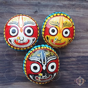 Painted Jagannath Baladev Subhadra Shaligram Set: Sacred Hindu Deity Stones