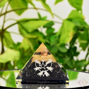 Black Tourmaline Orgone Pyramid Star in Heart , Protection Energy Generator, Orgone pyramid, EMF protection, Orgone Energy Purifier Gift image 6