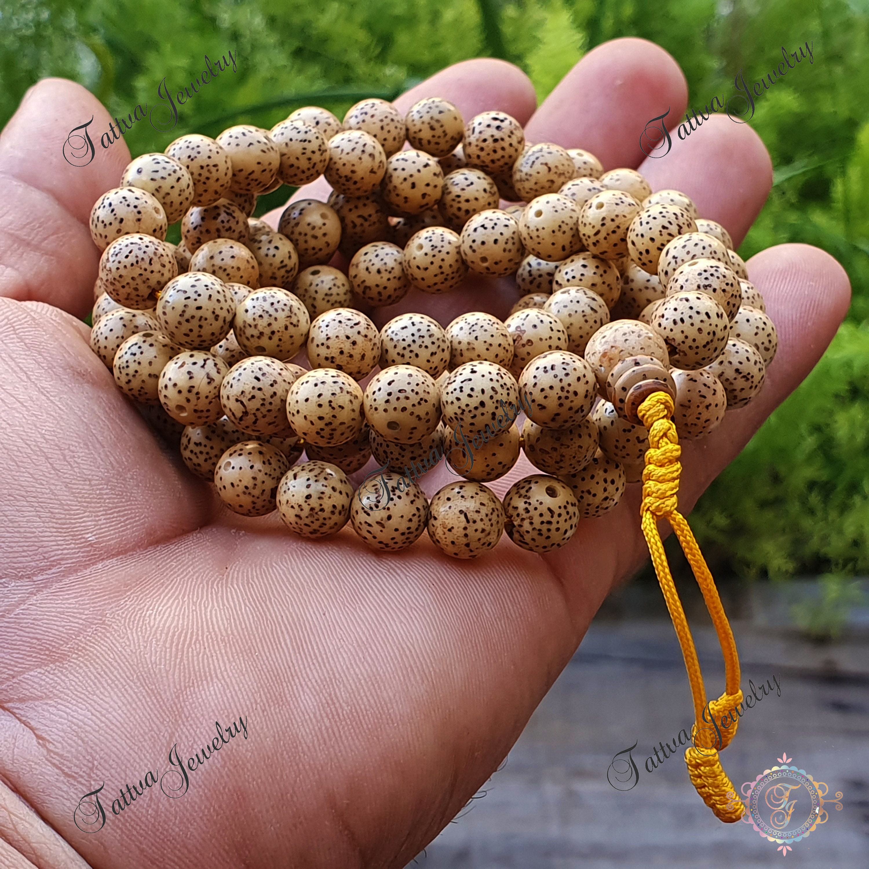 Lotus Seed Mala – Tibetan Spirit