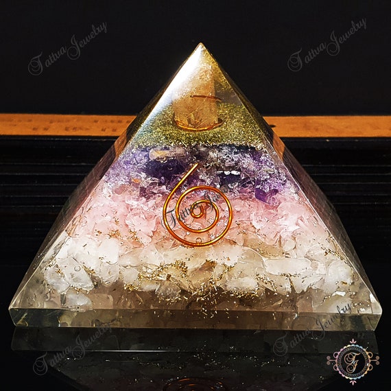 Piramide di orgone di cristallo di ametista rosa, piramide