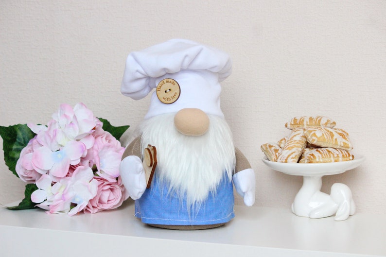 Chef figurines for kitchen