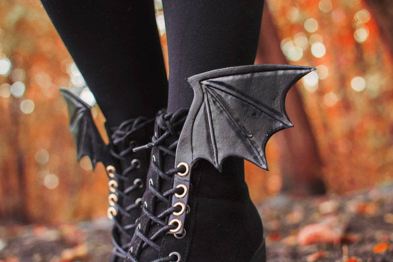 Small Batwings Shoe wings Halloween Costume Accessory Gothic image 2