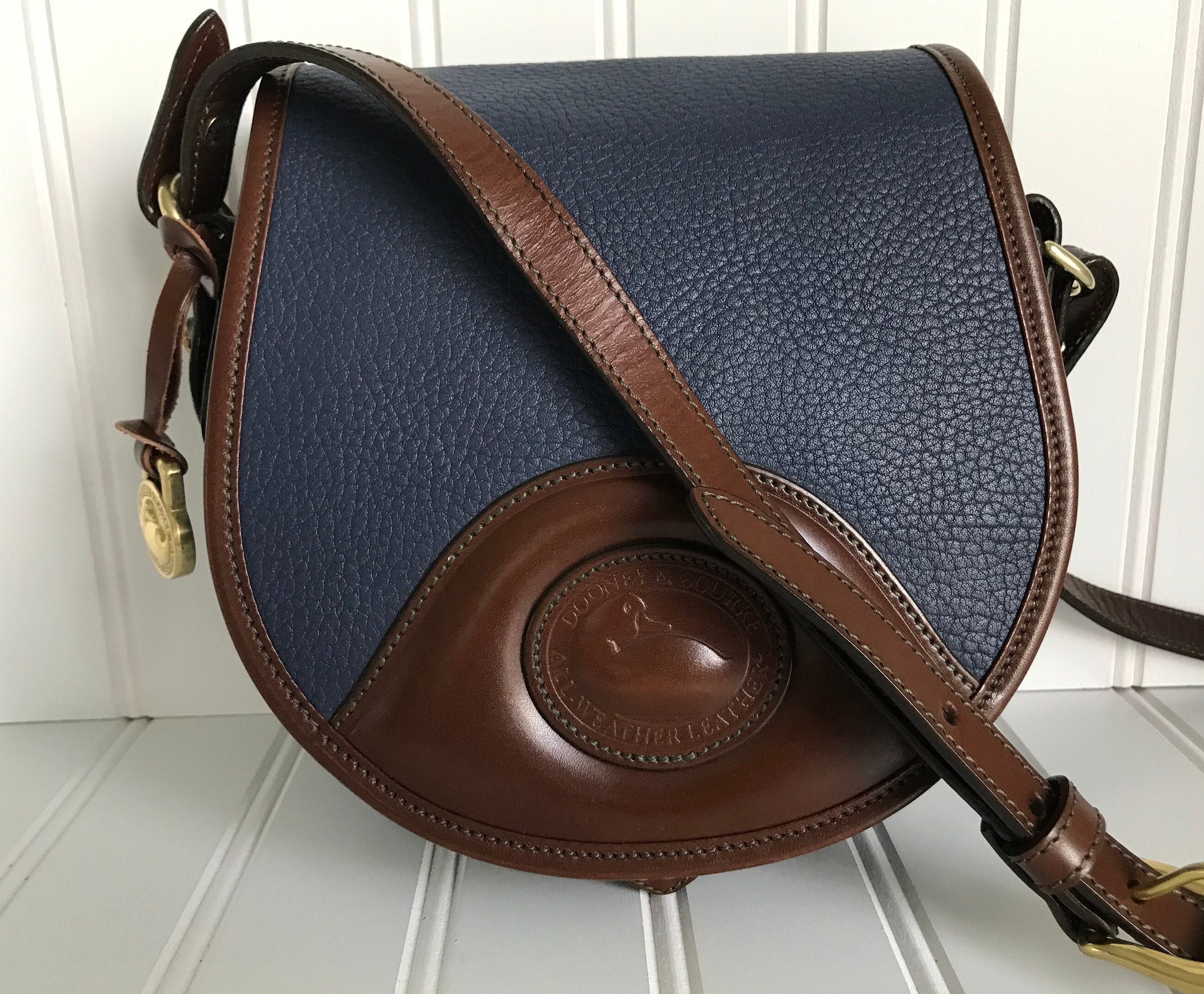 Saddle Bag Vintage Dooney Bourke AWL | Vintage Dooney Bourke All-Weather  Leather Shoulder Bag | Dooney Saddle Bag