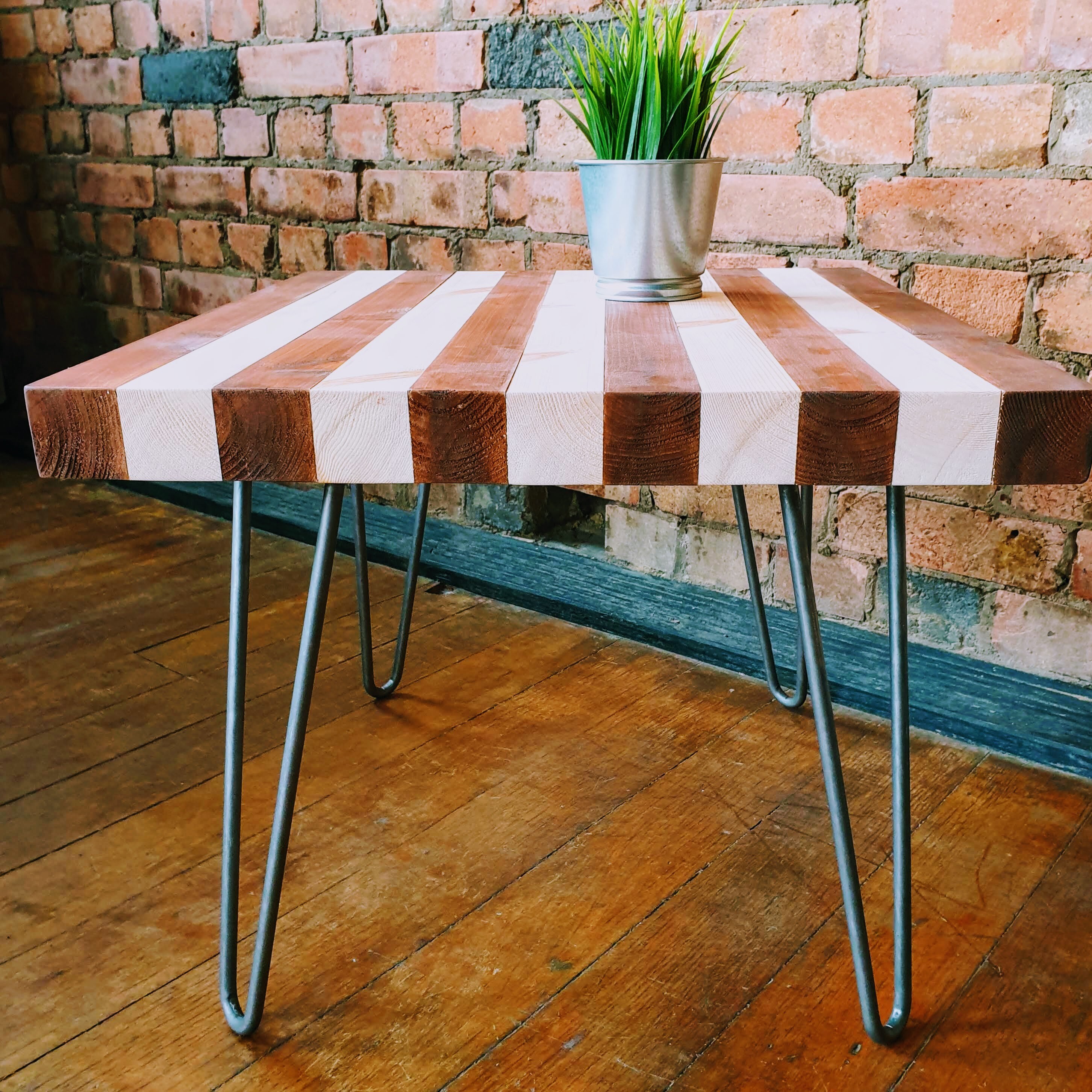 Mesa De Centro Redonda, De Madera Maciza Con Patas De Horquilla