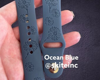 Flower Art Daisies ~ Custom Personalized Laser Engraved Silicone Band Comp w/ Smart Watch & Samsung Galaxy Watch/Active band (Daisy Design)