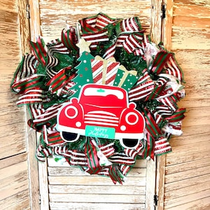Red Truck Christmas Wreath: Holiday Front Door Decor