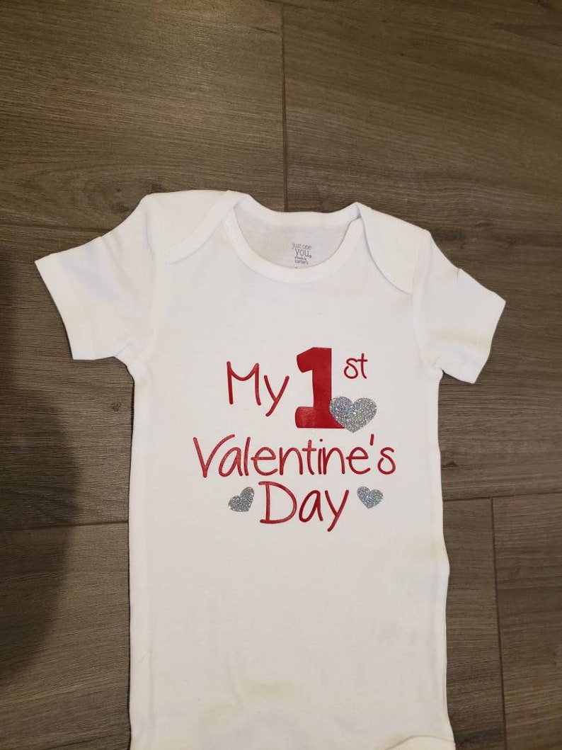Babies first valentine/'s day First Valentine/'s Day onsie Valentine onsie