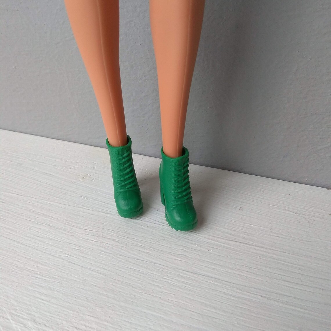 barbie boots