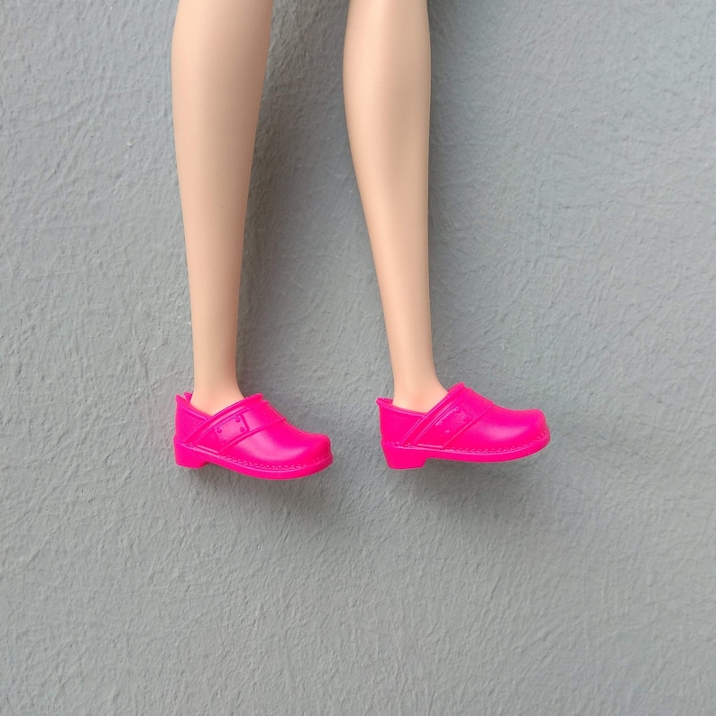 Barbie curvy shoes Barbie shoes Doll shoes Barbie sneakers | Etsy