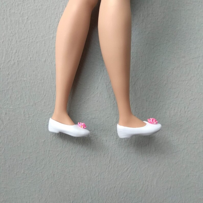 Barbie curvy shoes Barbie shoes Doll shoes Barbie flower shoes | Etsy