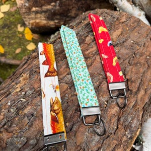 Quilted Key Fob Wristlet, Quilted Key Chain, Sewing Key Chain, Fish Key Wristlet, Floral Wristlet, Quilted Outdoors Keychain, Sewing Keyfob