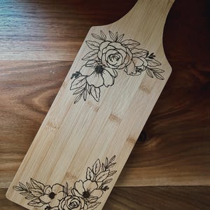 Floral Wood Burned Charcuterie Board, Wood burned cheese board, serving board, wood burned cutting board, wood burned art, kitchen decor
