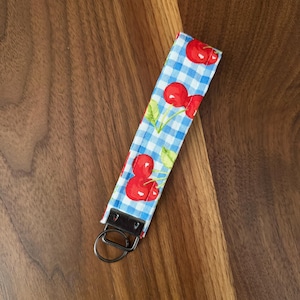 キルティングキーフォブ、縫製キーフォブ、チェリーキーフォブ、ストロベリーキーフォブ、ひまわりキーフォブ、キルティングキーハンガー、キーハンガー、キーフォブリストレット