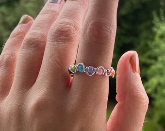 Multicolour braided bead wire ring UK, customisable jewelry, Gift for her