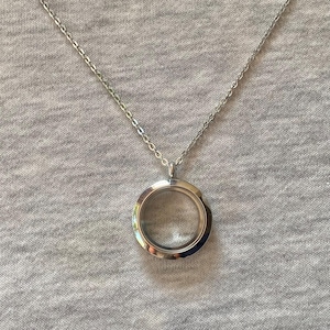 floating locket necklace UK, stainless steel silver, personalisable, charms, keepsake, gift ideas, crystal glass memory, loved one, clear
