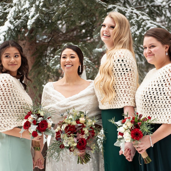 Bride and bridesmaid capelet, Wedding capelet, Bridal Shawl, ivory wedding shawl, Bridal cape, wedding cape, Winter shawl, bridesmaid gift