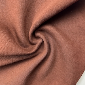 Zwaar katoenen French Terry bruin gebreid met bijpassende jersey en ribstof | Zware sweaterstof van 450 gsm/22 oz Franse badstof op maat gesneden