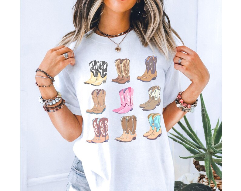 Chemise bottines de cowboy couleurs confort, t-shirt graphique bottines de cowboy, t-shirt graphique western, t-shirt bottines de cow-girl, jolie chemise de cow-girl image 3