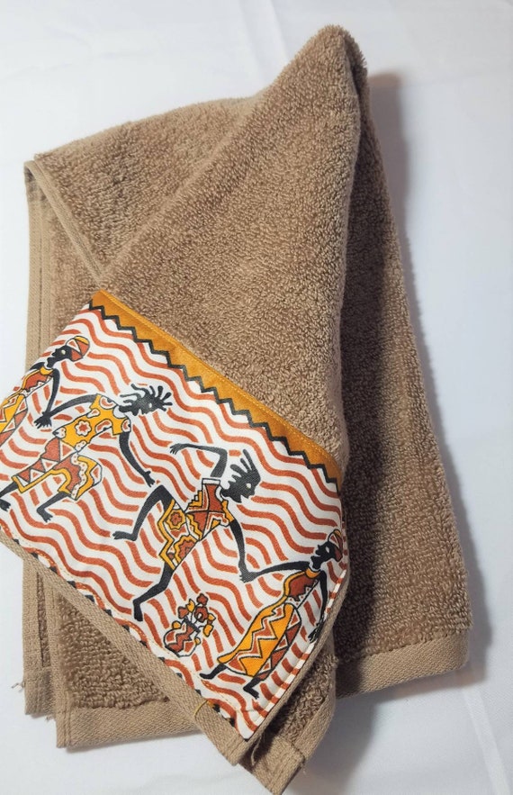 black patterned hand towels
