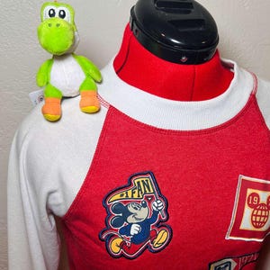 Spersonalizowany pluszowy Yoshi z magnetycznym ramieniem dla dzieci, kostium dla dorosłych, przebieranka, inspirowany Mario, dodatek do parku rozrywki, uniwersalny