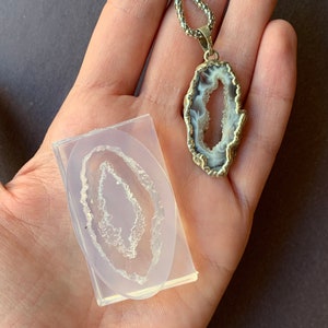Geode Slice Pendant Mold, Crystal Geode Slice Mold, Geode Slice Necklace Mold, Jewelry Silicone Mold, Resin Accessories Mold