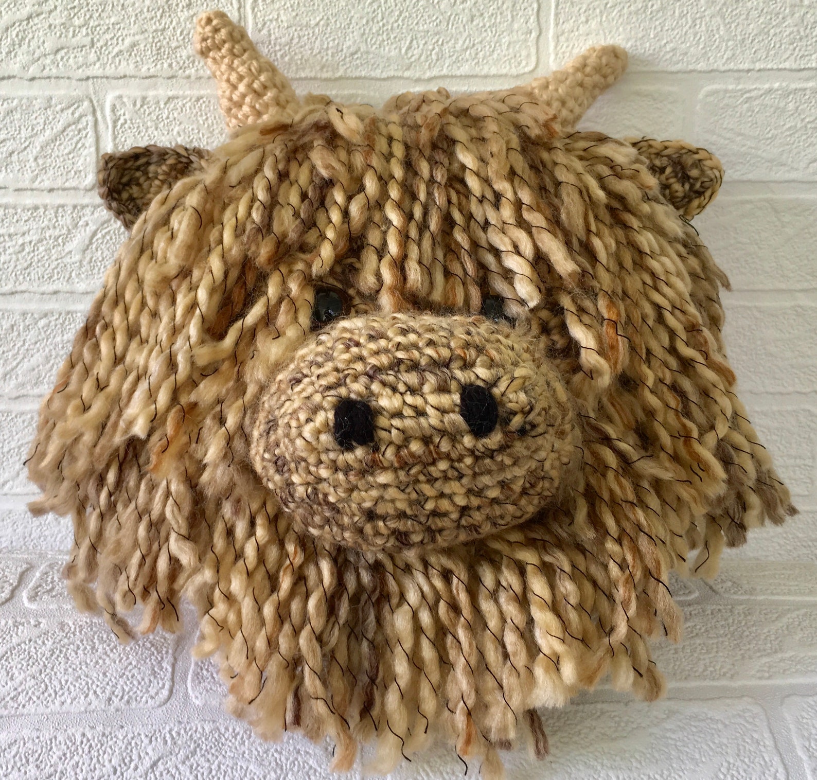 Highland Cow cushion crochet kit. Includes cushion inner Etsy
