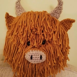 Highland Cow large round cushion crochet pattern