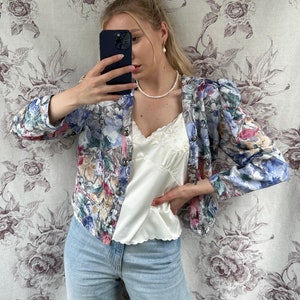 Vintage multicolor floral print light jacket, feminine summer blazer